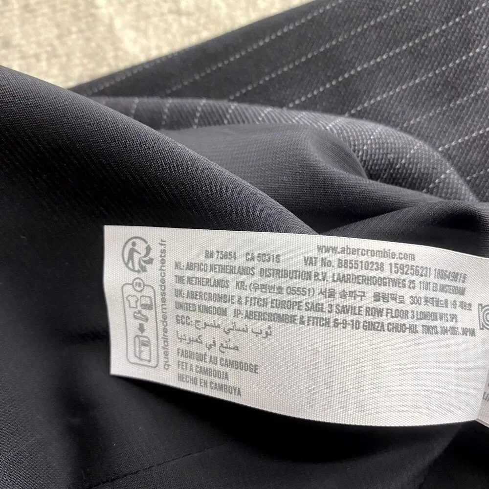 Abercrombie & Fitch Womens Gray Pinstripe Blazer Ladies Size‎ Small NEW